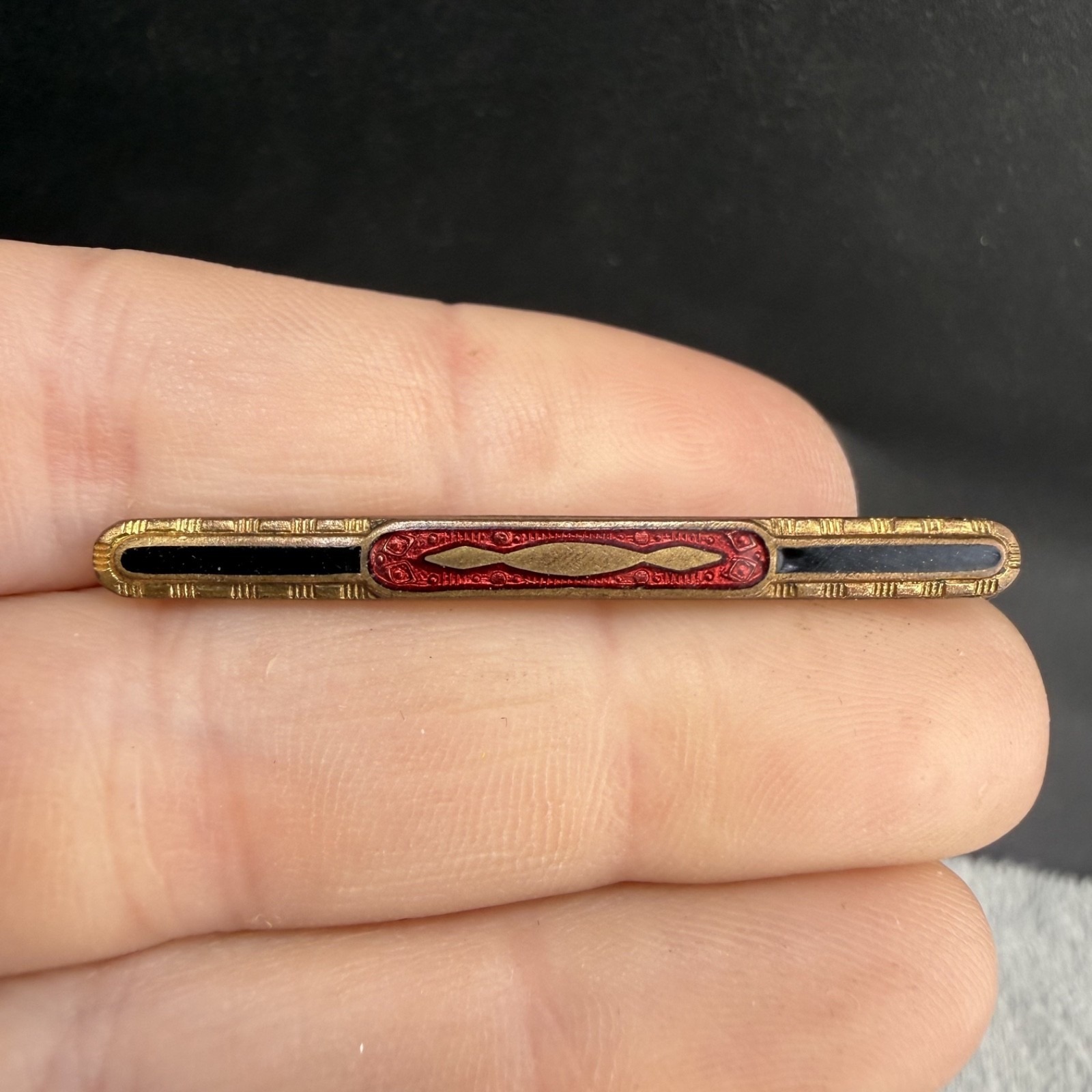 Vintage Victorian Bar Brooch Black Red Gold Tone Enamel 60$